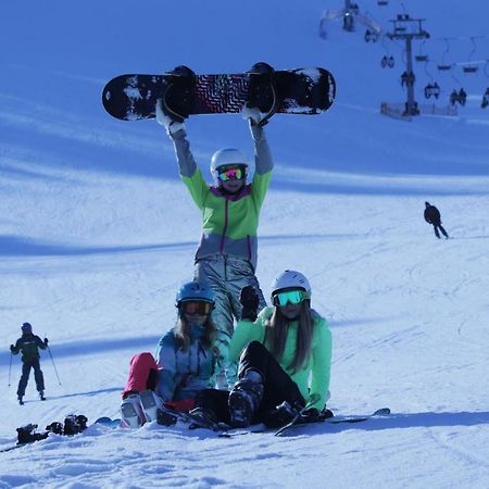 Pensjonat Laworta Ski Ustrzyki Dolne Exterior photo