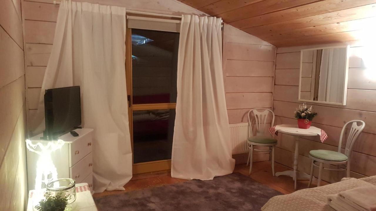 Pensjonat Laworta Ski Ustrzyki Dolne Exterior photo