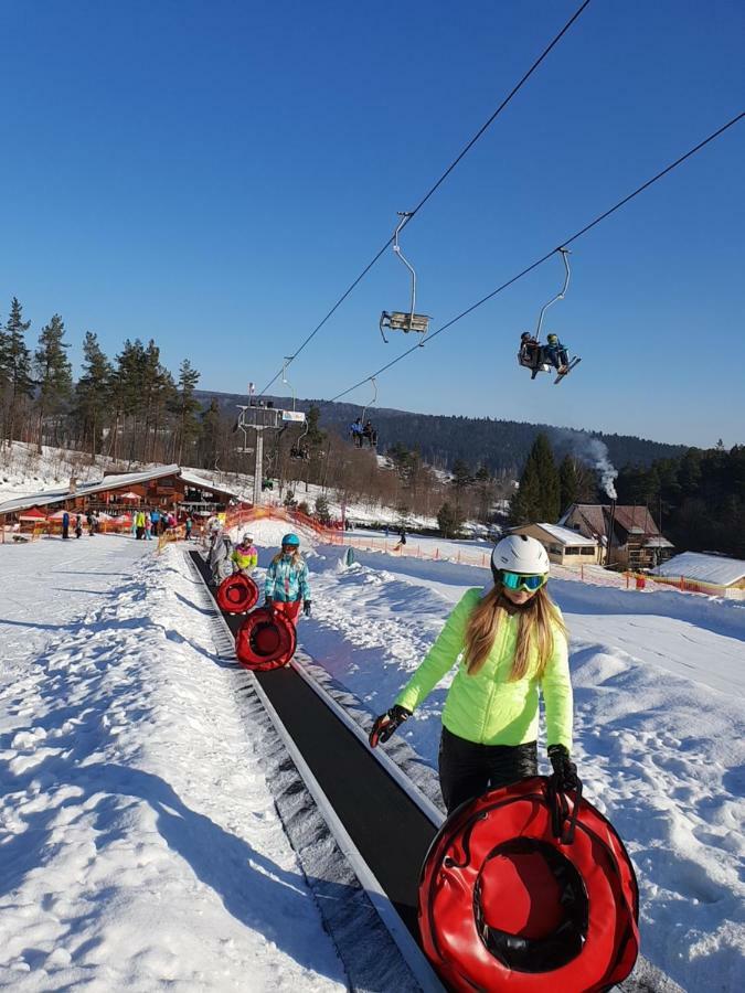 Pensjonat Laworta Ski Ustrzyki Dolne Exterior photo